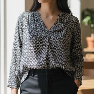 H&M Black and White Geometric Blouse